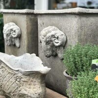 Il Cupido Buiten Potten en Vazen