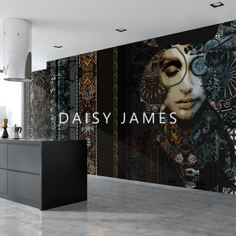 Daisy James behang The Private Label