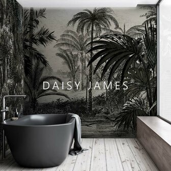 Daisy James behang The Shade Grey