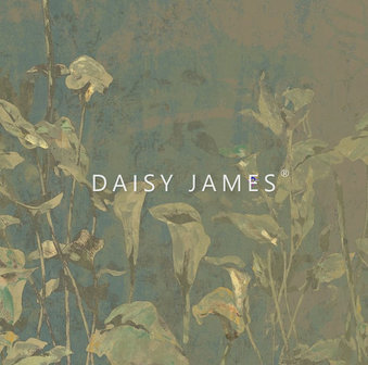 Daisy James behang The Perigone Blue