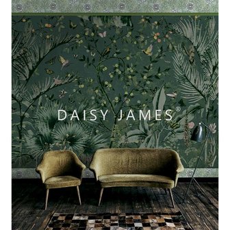 Daisy James behang The Canopy Green