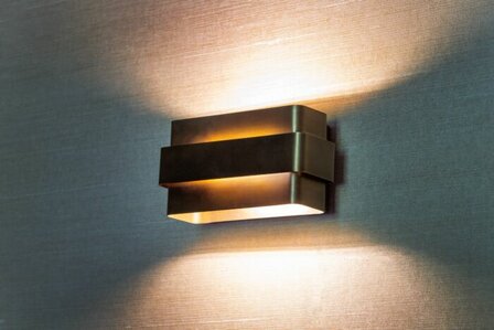 Frezoli Lighting wandlamp Pareto Donker messing 4