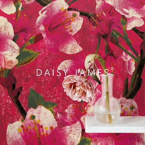 Daisy James behang The Cherry Blossom