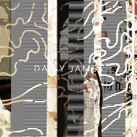 Daisy James behang The Tube