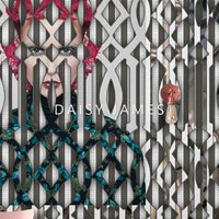 Daisy James behang The Punch