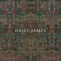 Daisy James behang The Poppy